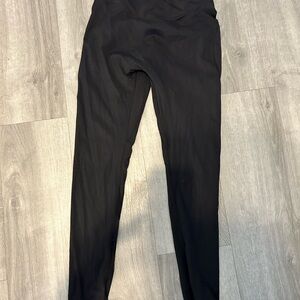 Chic Black High-Rise Leggings